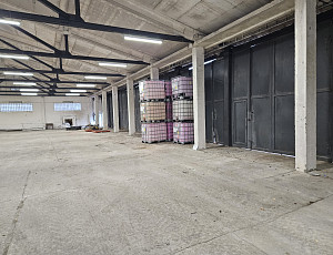 Výměna vratové soustavy na středisku v Tcuhořicích